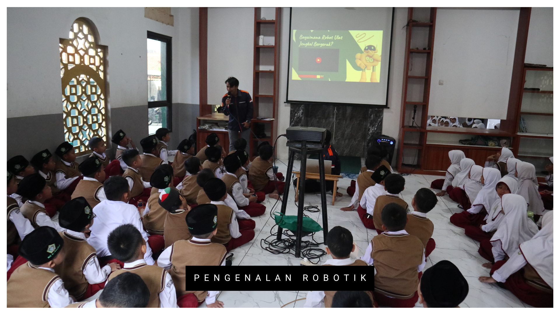 Sesi fun race dengan robot hasil karya